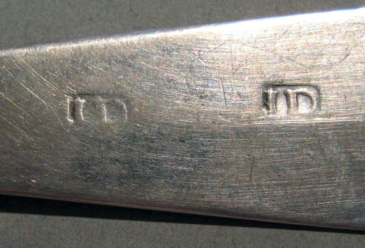 1998.0004.768 Silver Spoon mark