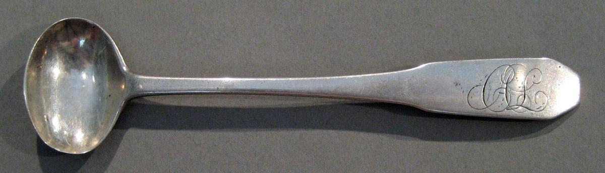 1998.0004.771.001 Silver Spoon upper surface