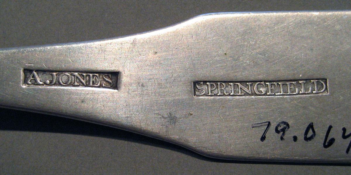1998.0004.784 Silver Spoon mark