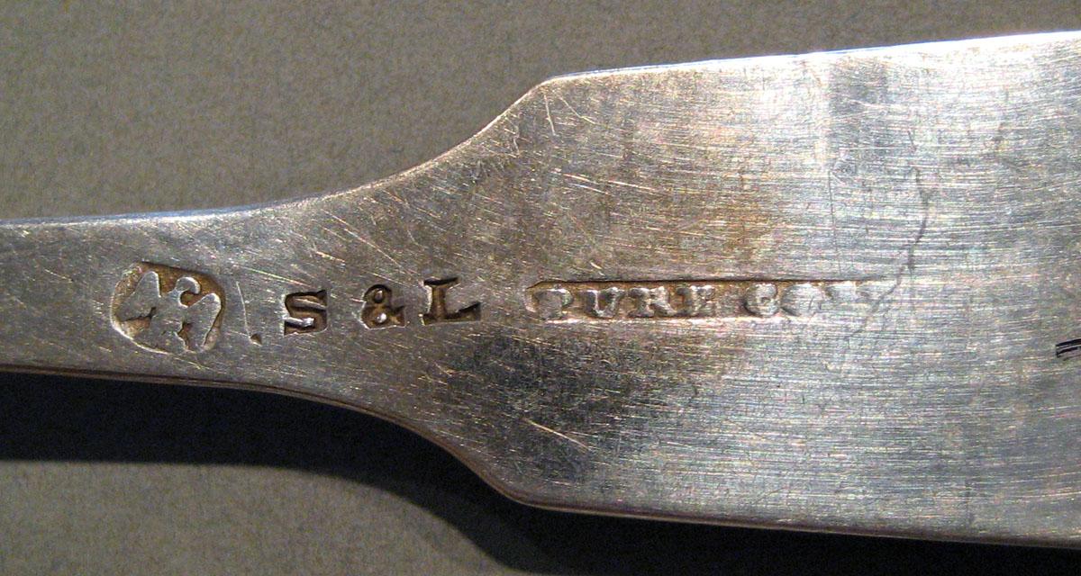 1998.0004.787 Silver Spoon mark