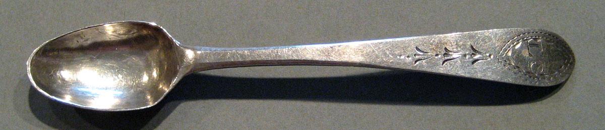 1998.0004.789 Silver Spoon upper surface