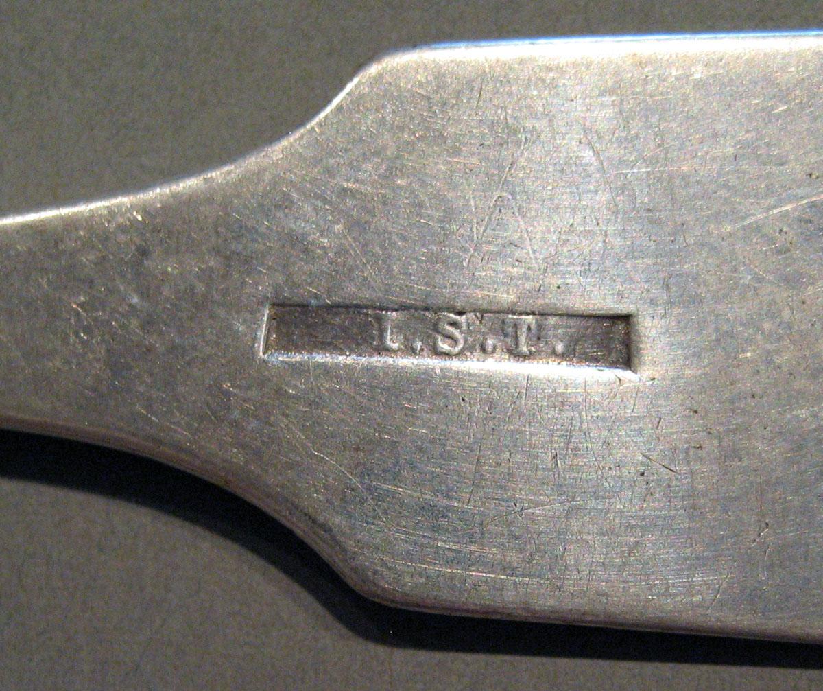 1998.0004.792 Silver Spoon mark