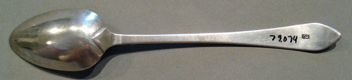 1998.0004.794.001 Silver Spoon underside