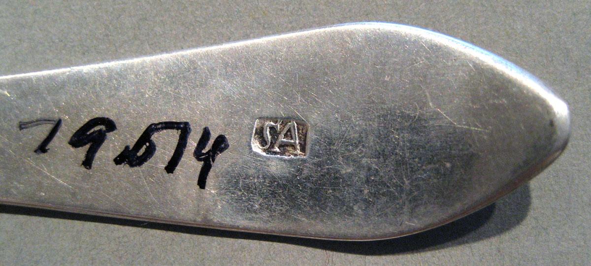 1998.0004.794.004 Silver Spoon mark