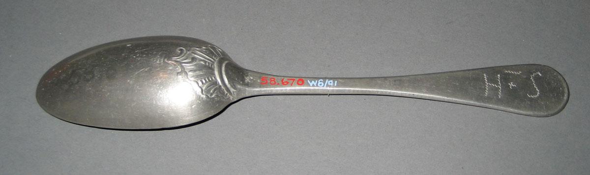 1958.0670 Spoon (mark)
