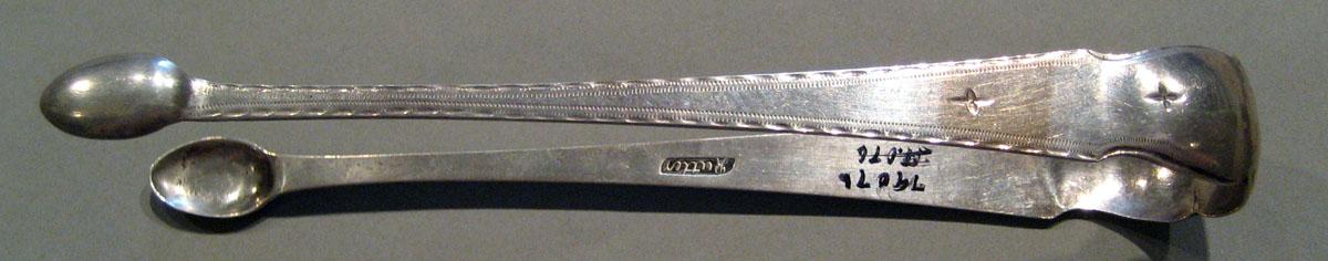 1998.0004.796 Silver Tongs view 2