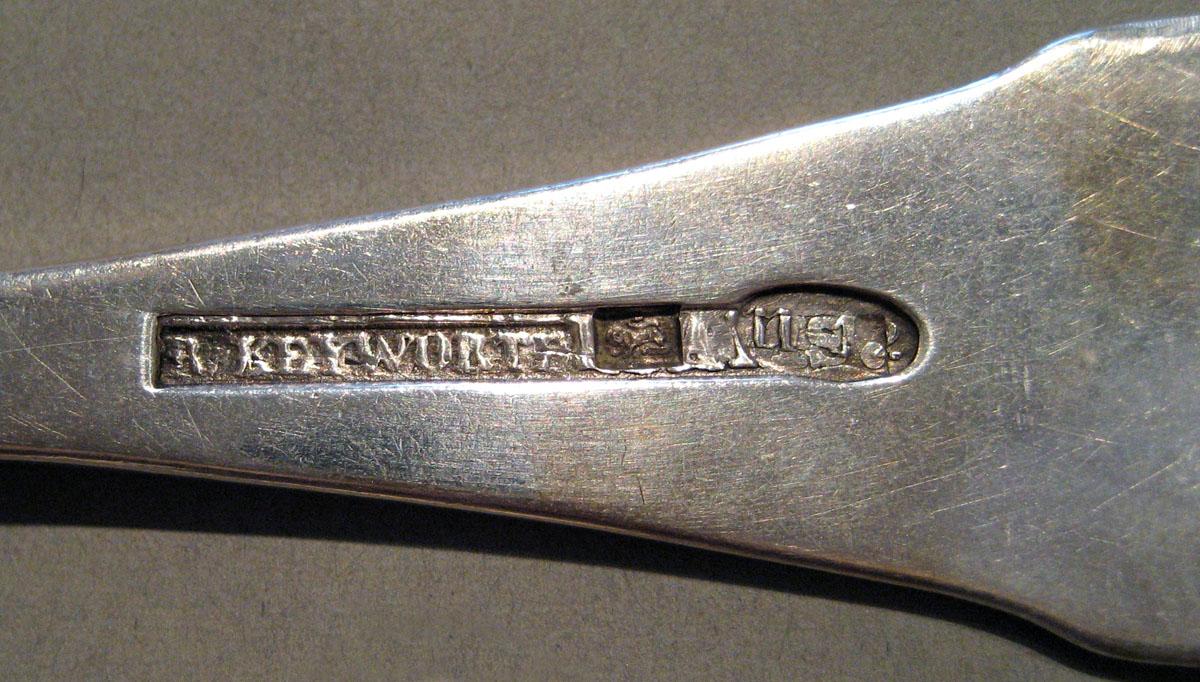 1998.0004.799 Silver Spoon mark