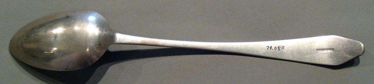 1998.0004.800 Silver Spoon underside