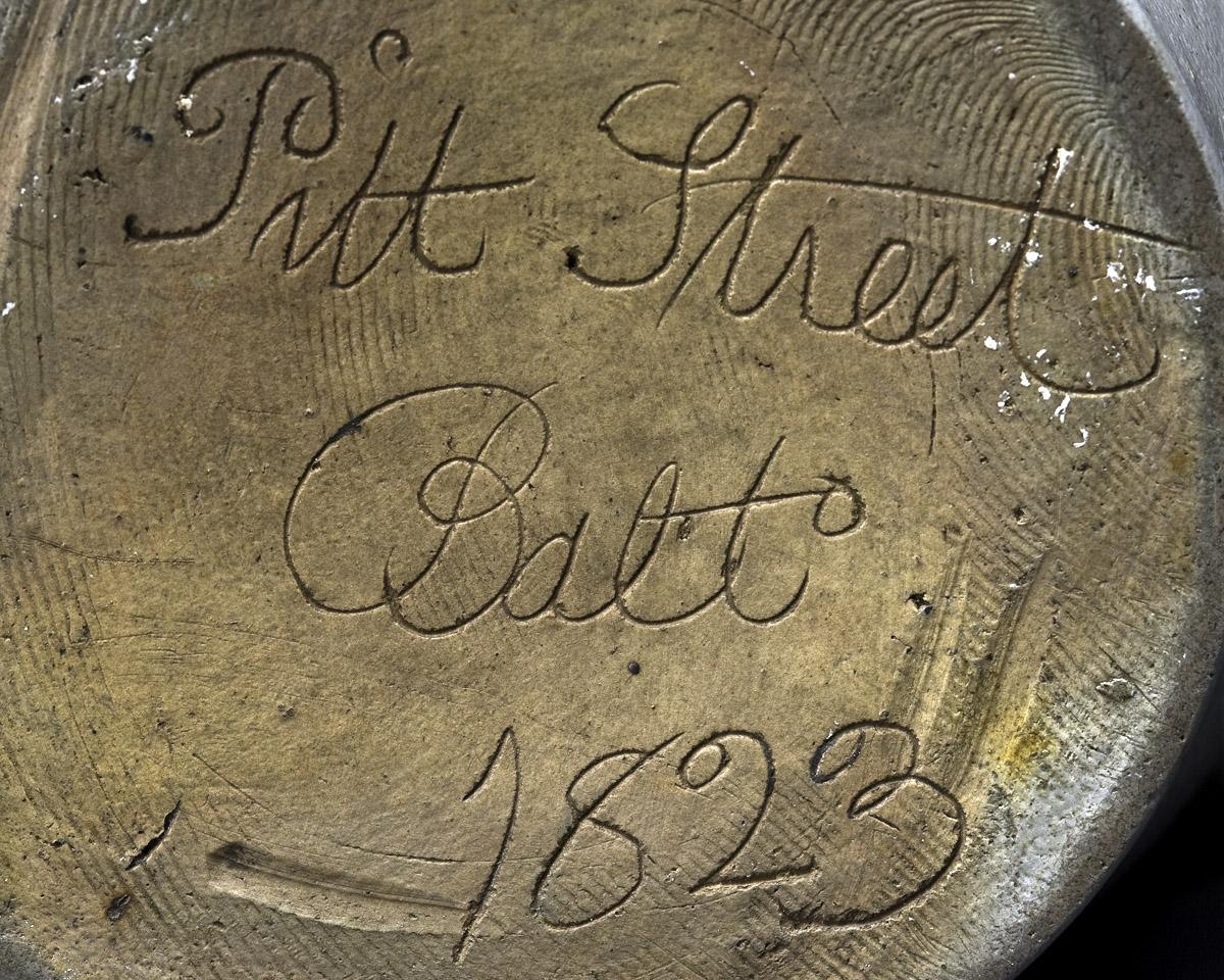 1958.0671 Pitcher (mark base)