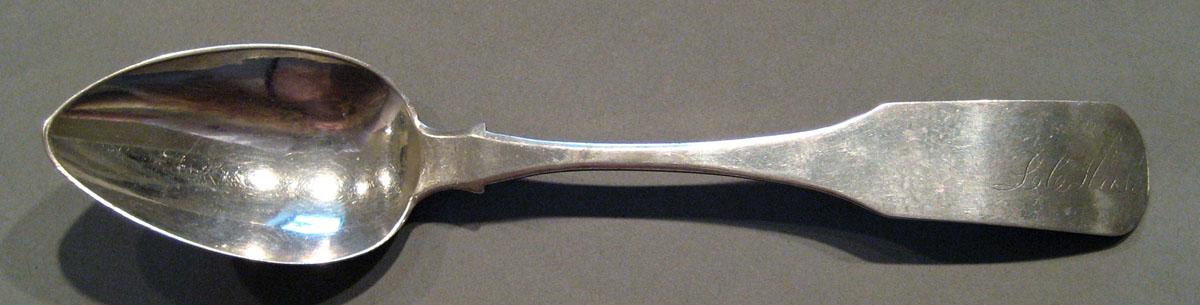 1998.0004.809.003 Silver Spoon upper surface