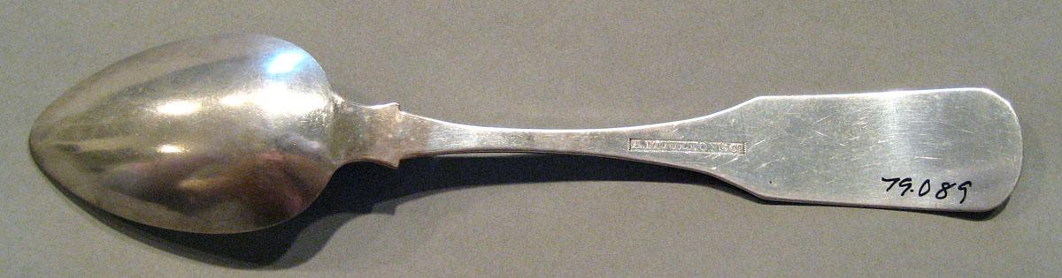 1998.0004.809.003 Silver Spoon underside