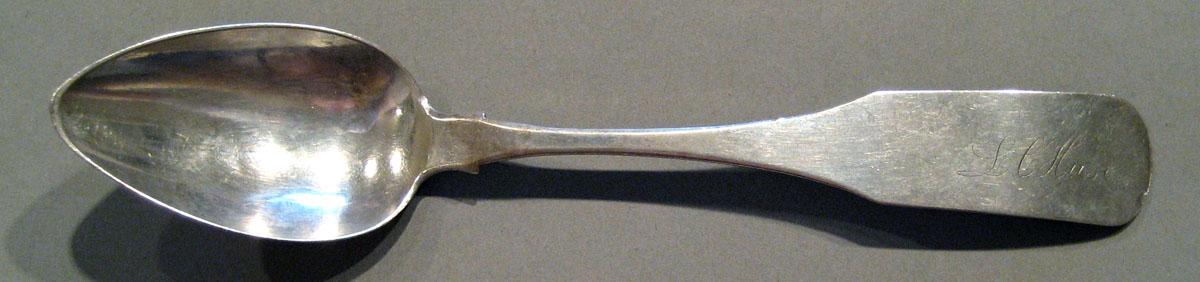 1998.0004.809.004 Silver Spoon upper surface