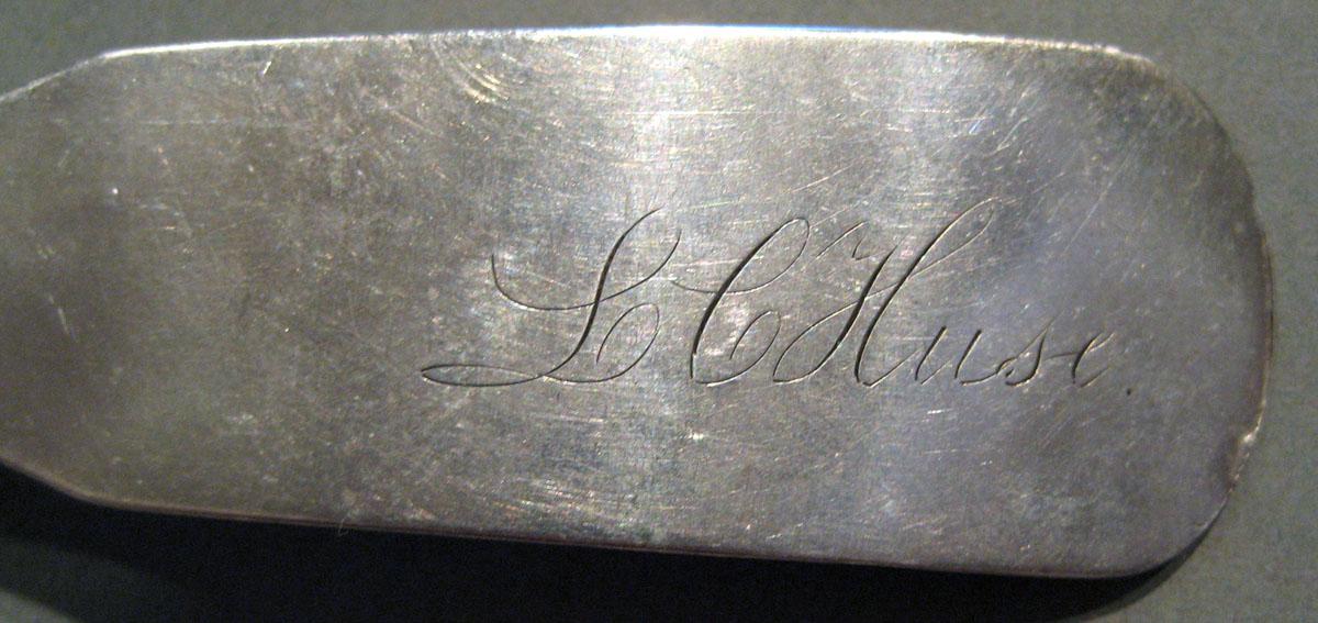 1998.0004.809.004 Silver Spoon engraving