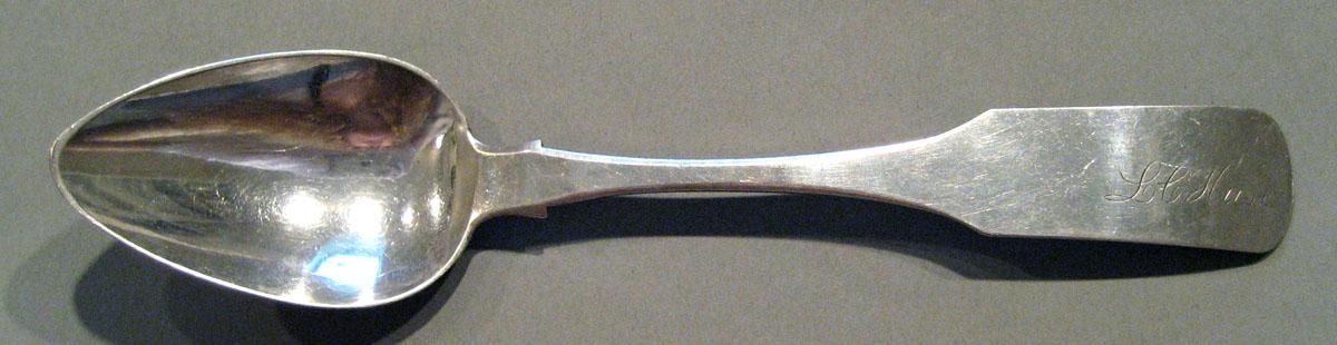 1998.0004.809.005 Silver Spoon upper surface