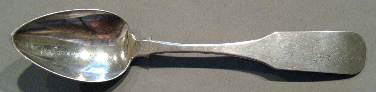 1998.0004.809.006 Silver Spoon upper surface