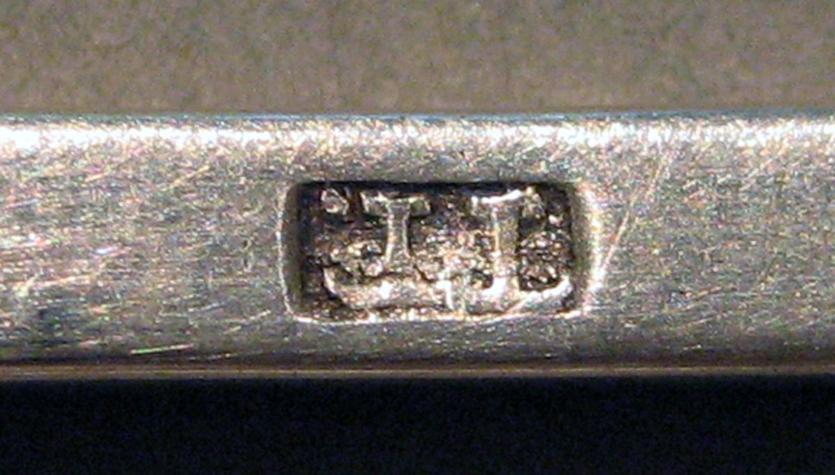 1998.0004.819 Silver Spoon mark