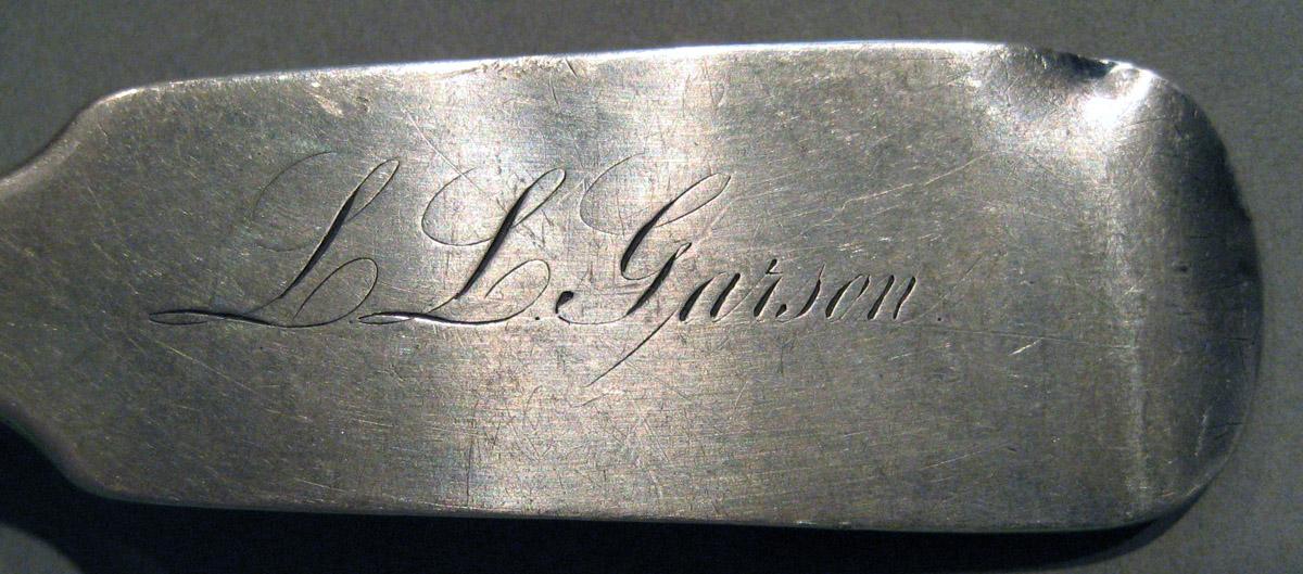 1998.0004.825.001 Silver Spoon engraving upper surface