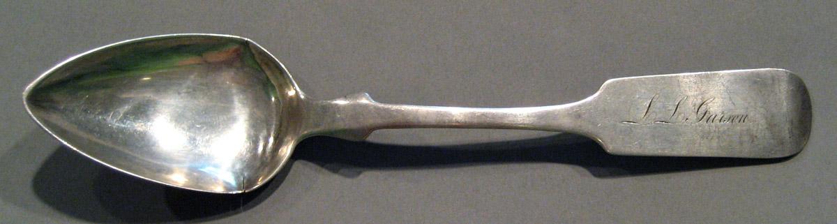 1998.0004.825.002 Silver Spoon upper surface