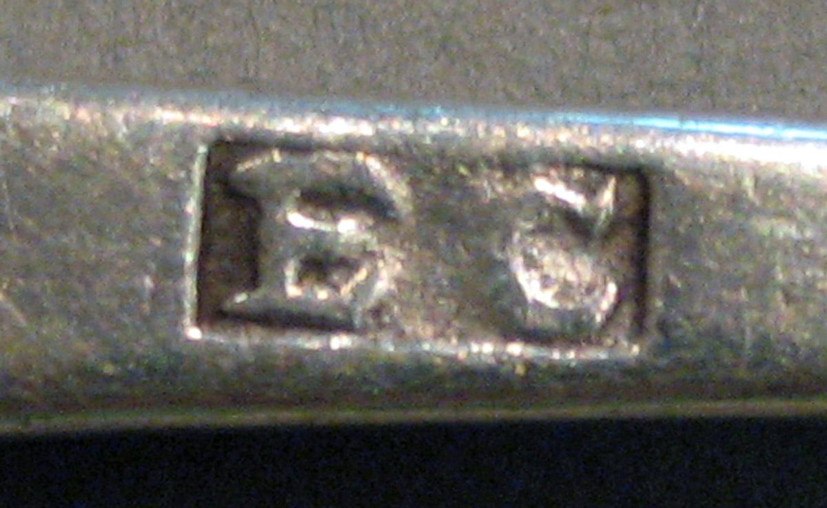 1998.0004.827 Silver Spoon mark