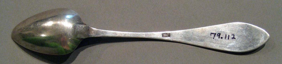 1998.0004.832 Silver Spoon underside