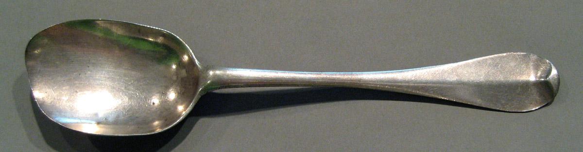 1998.0004.838 Silver Spoon upper surface