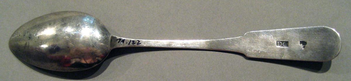 1998.0004.841.001 Silver Spoon underside