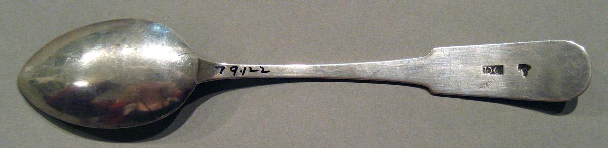 1998.0004.841.002 Silver Spoon underside
