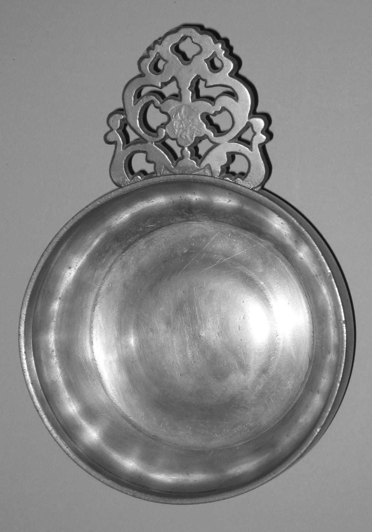 1958.0677 Pewter porringer (view 2)