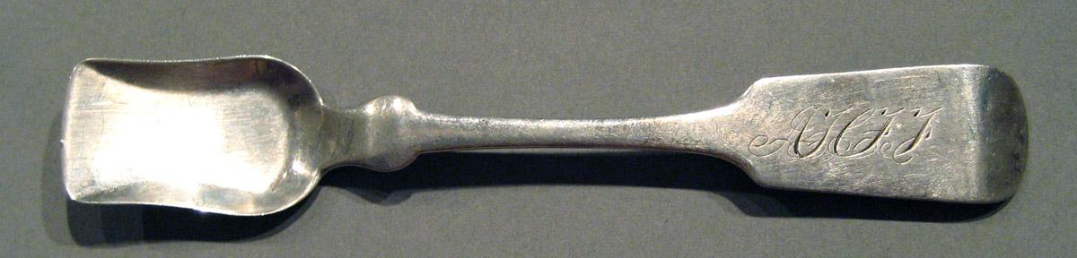 1998.0004.863.002 Silver Spoon upper surface