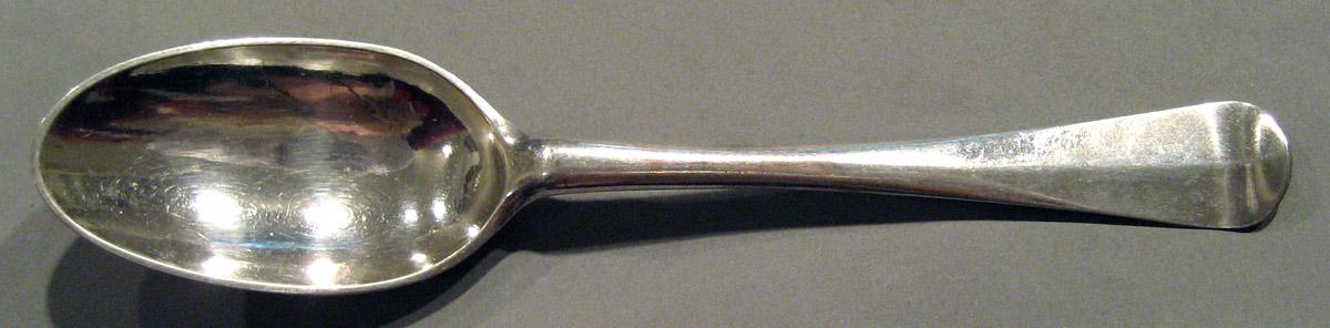 1998.0004.867.002 Silver Spoon upper surface