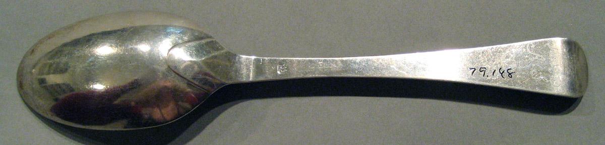 1998.0004.867.002 Silver Spoon underside