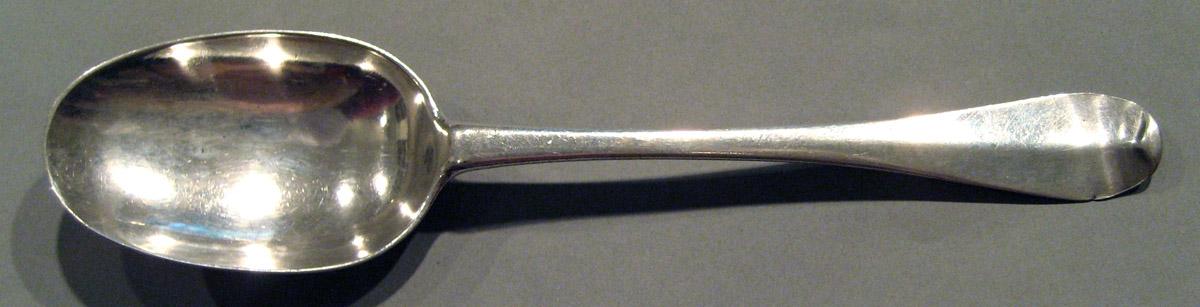 1998.0004.868 Silver Spoon upper surface