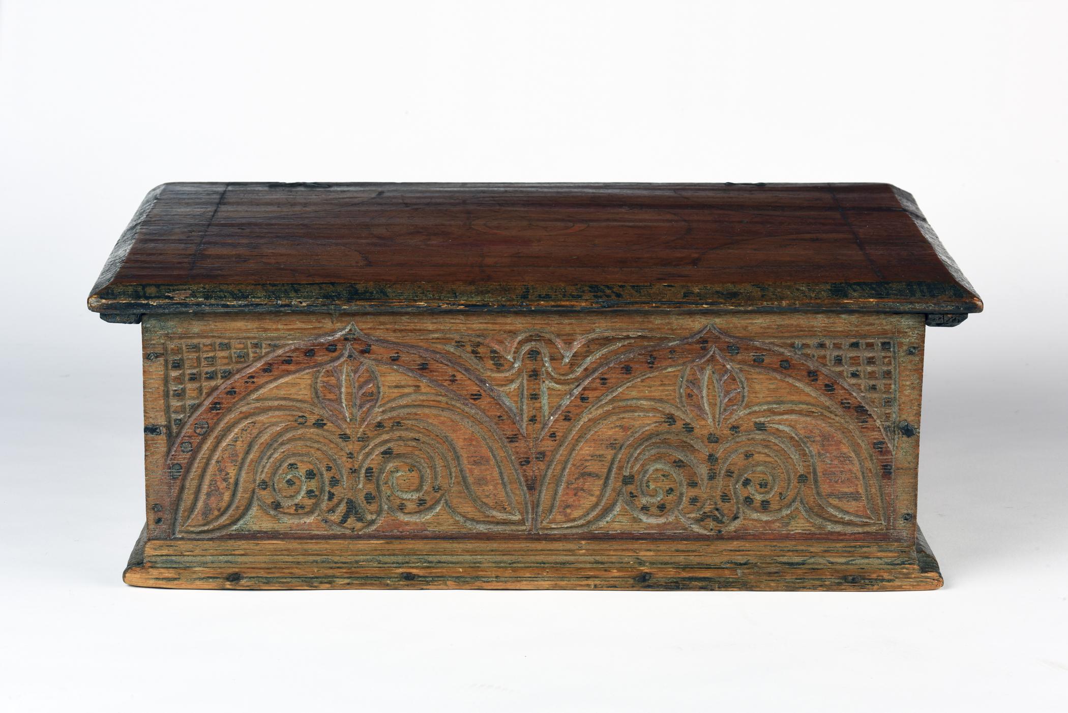 1958.0679 Box, view 1