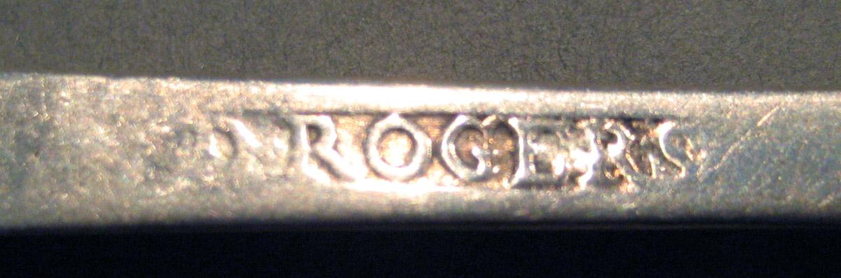 1998.0004.880 Silver Spoon mark