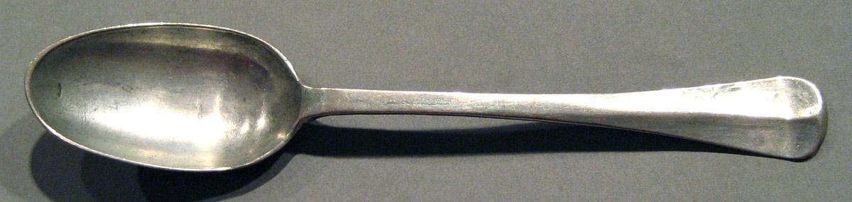 1998.0004.881 Silver Spoon upper surface
