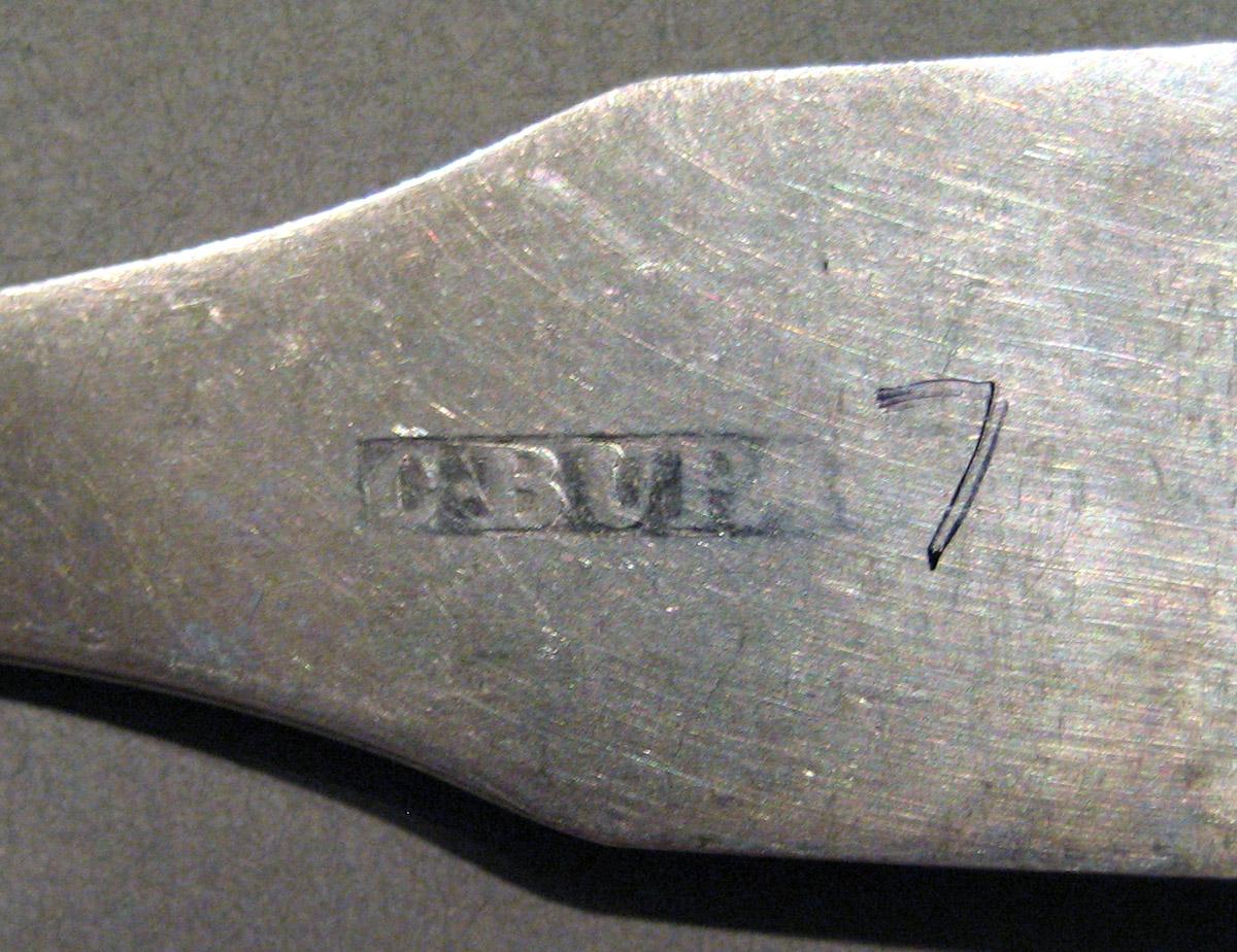 1998.0004.885 Silver Spoon mark