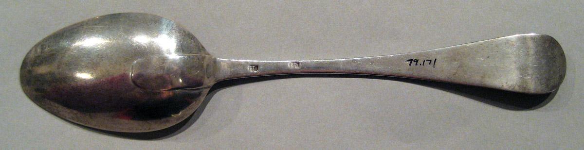 1998.0004.886.002 Silver Spoon underside
