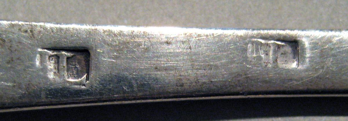1998.0004.886.002 Silver Spoon mark