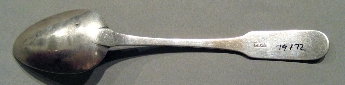 1998.0004.887.001 Silver Spoon underside