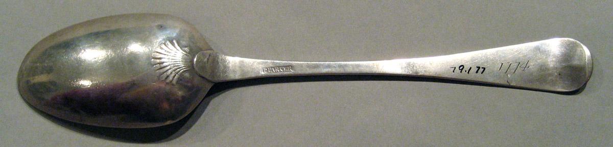 1998.0004.892.002 Silver Spoon underside