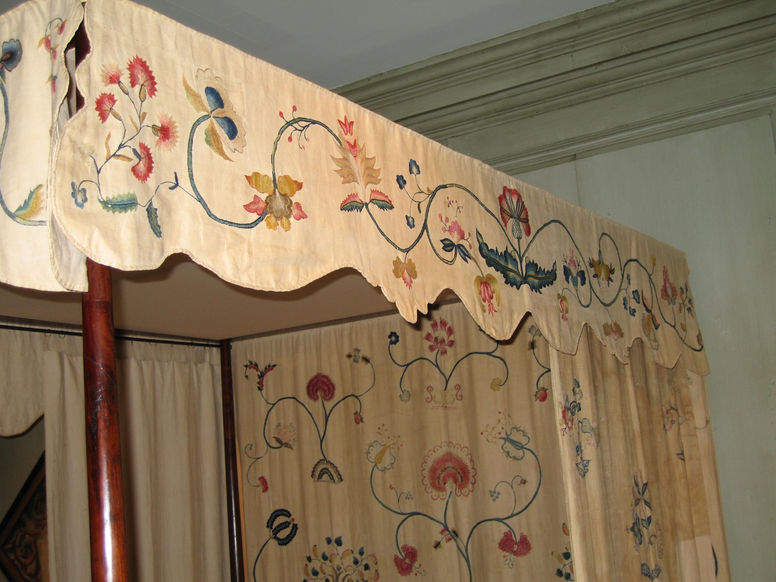 Cecil Bed Rm R bed valance