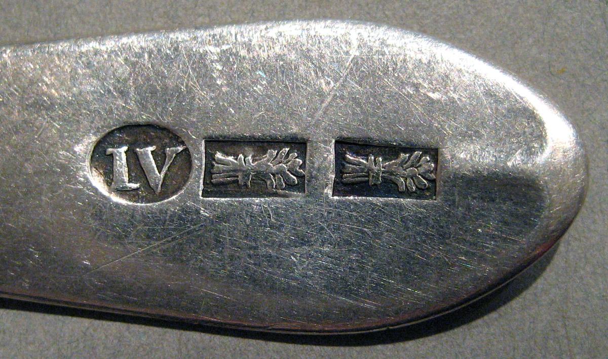 1998.0004.895 Silver Spoon mark