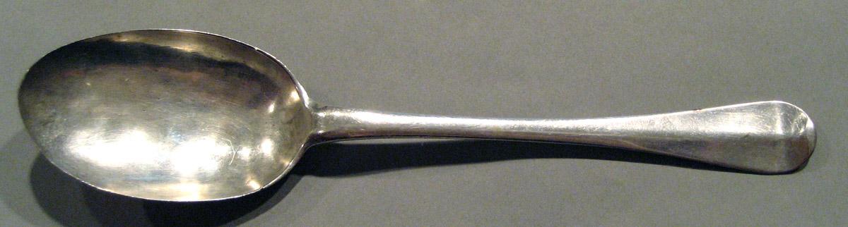 1998.0004.897 Silver Spoon upper surface