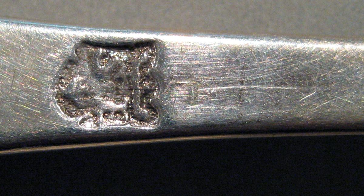 1998.0004.898 Silver Spoon mark