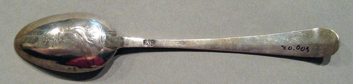 1998.0004.901.002 Silver Spoon underside