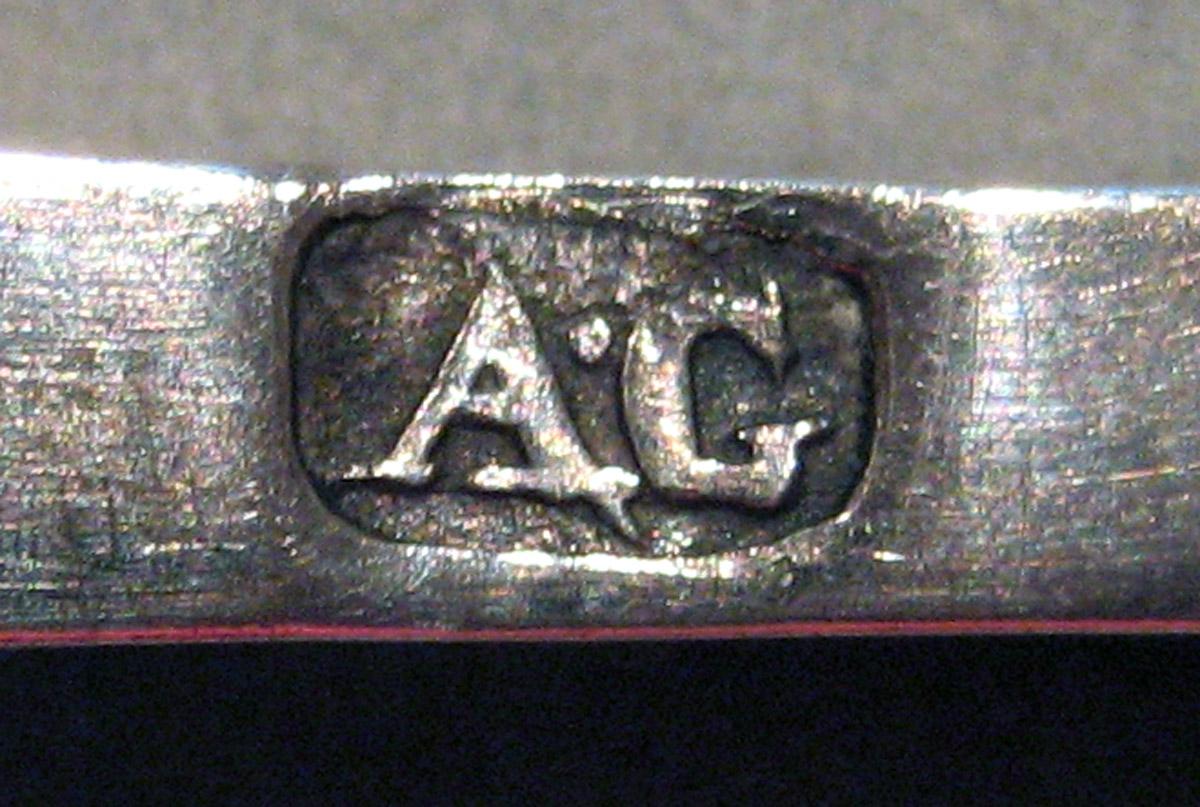 1998.0004.901.002 Silver Spoon mark
