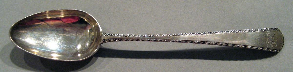 1998.0004.901.004 Silver Spoon upper surface