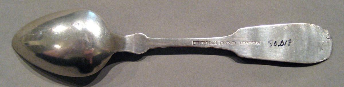 1998.0004.915 Silver Spoon underside