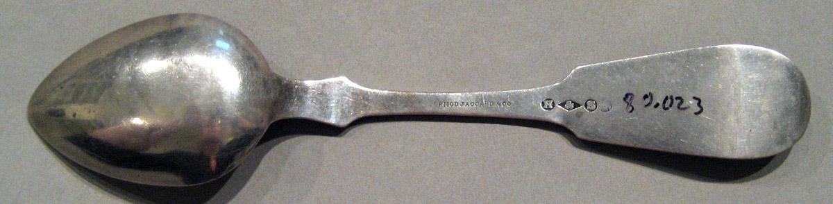 1998.0004.920 Silver Spoon underside