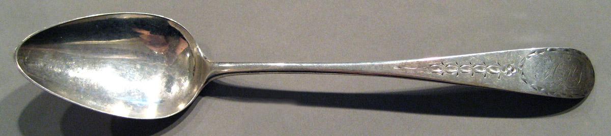 1998.0004.925.002 Silver Spoon upper surface